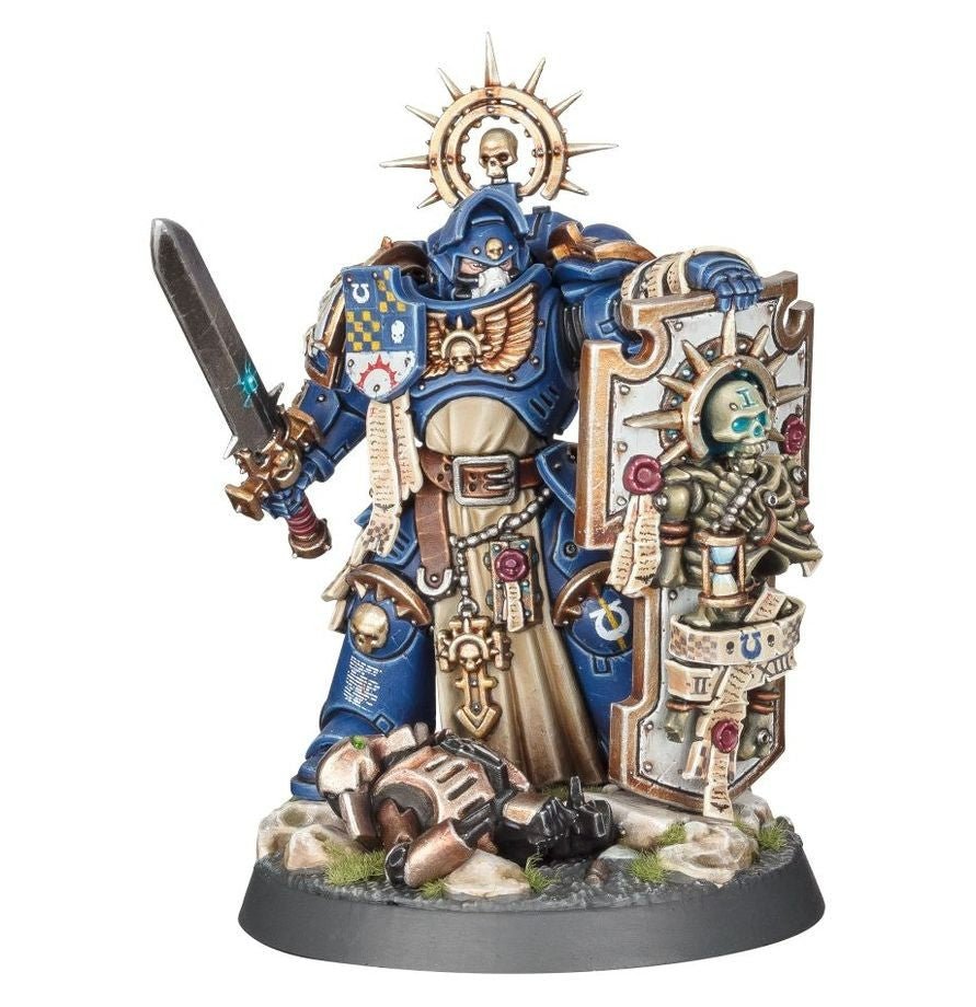 Captain with Relic Shield - KOOLTHINGS