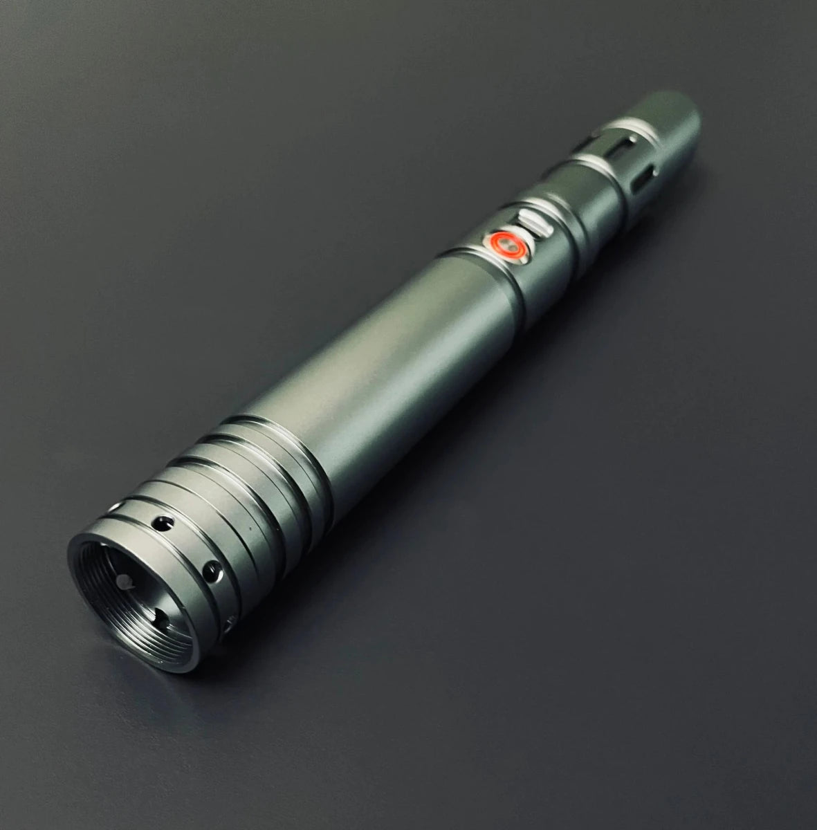The Defender Saber – A Reliable, All‑Round Duelling Saber for Every Wielder - KOOLTHINGS