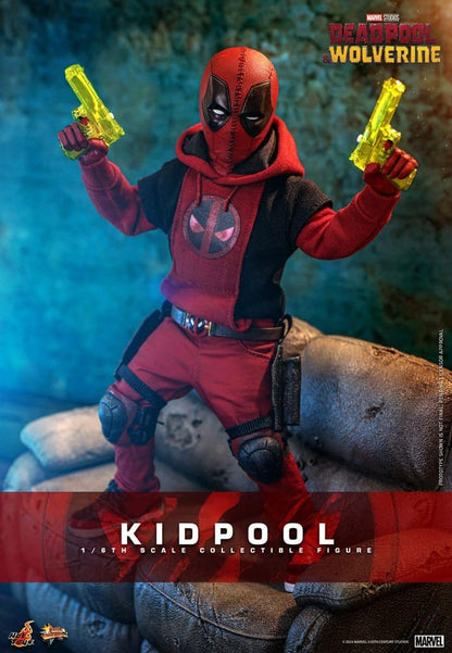 Deadpool & Wolverine Movie Masterpiece Action Figure 1/6 Kidpool 22 cm - KOOLTHINGS
