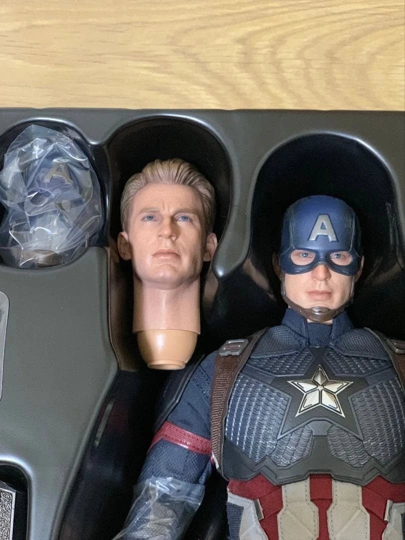 Hot Toys CAPTAIN AMERICA AVENGERS/ENDGAME 1/6 Scale Figure - KOOLTHINGS