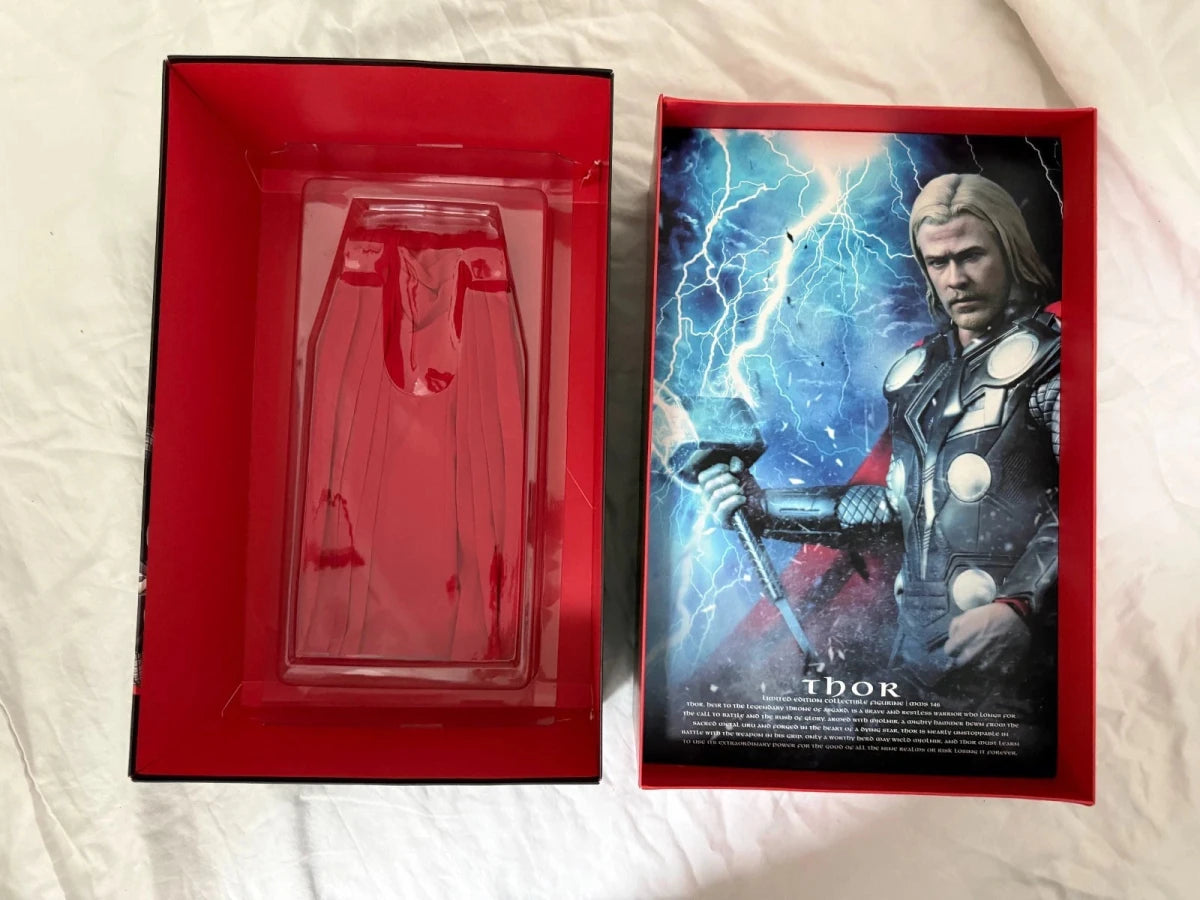 Hot Toys MMS146 Thor 1/6th Scale Limited Edition Collectible Figurine – Marvel’s God of Thunder in Stunning Movie‑Accurate Detail - KOOLTHINGS