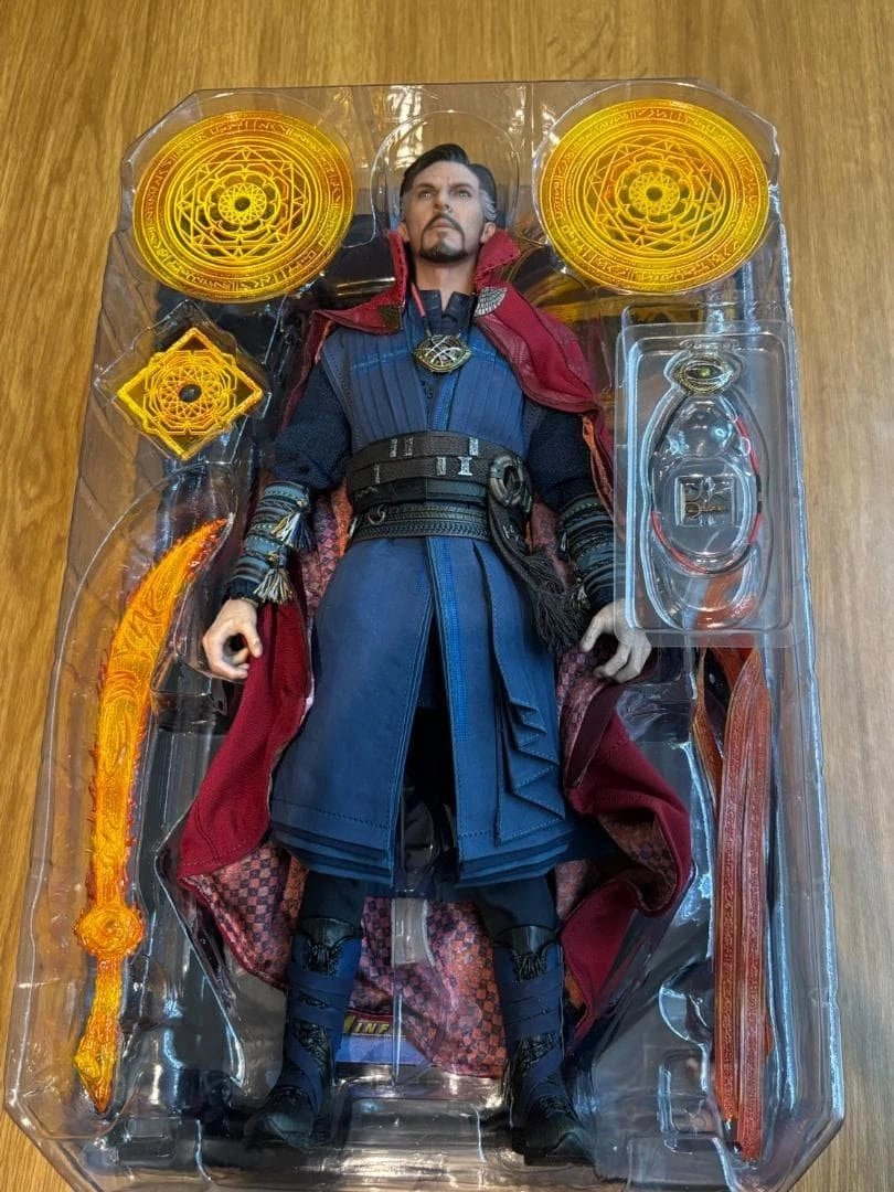 Hot Toys Doctor Strange – Avengers: Infinity War MMS484 1/6 Scale Figure - KOOLTHINGS