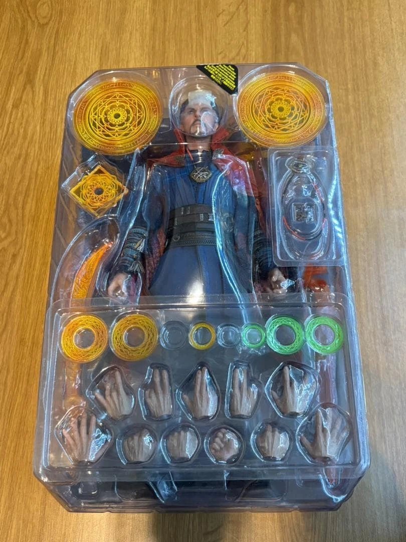 Hot Toys Doctor Strange – Avengers: Infinity War MMS484 1/6 Scale Figure - KOOLTHINGS
